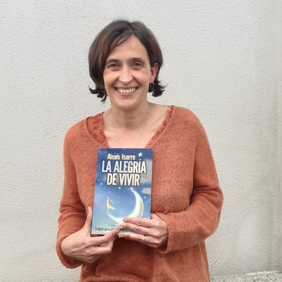 "Me siento más animada y con más paz" Raquel comparte cómo el libro le ha aportado paz y ánimo emocional.